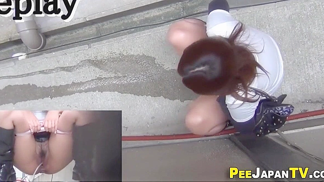 Japanese Beauty Squirts ~ A Must-Watch Urination Scene!