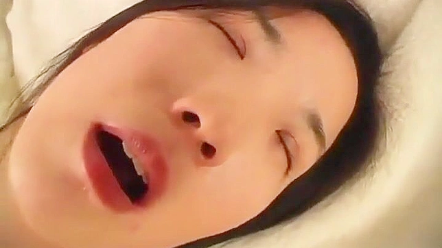 Oral foreplay leads to unforgettable sex with Japanese Teen