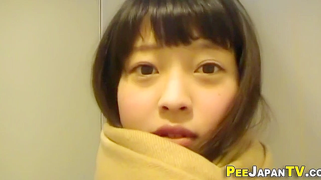 Japanese Porn ~ Luscious Asian Teen Sniffs and Pees on Camera