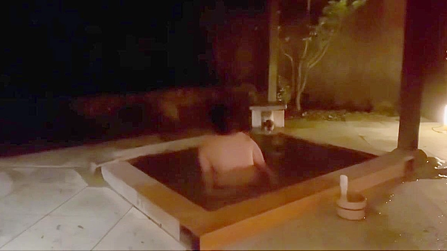 Relax and Detox with Sexy Yoga in the Hot Springs of Oita!