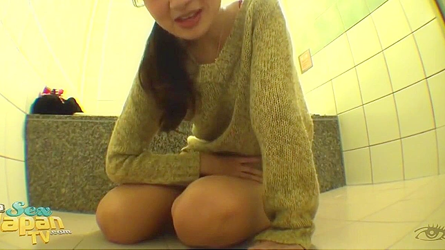 Japanese Cutie's Irresistible Live Chat - Get Enchanted by Her Alluring Looks!