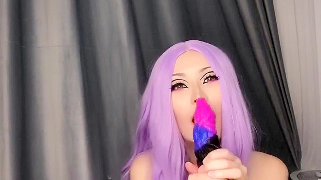 Japanese Beauty's Luscious Mouth filmed for the First Time ~ Exclusive Dragon Dildo Fucking Scene!