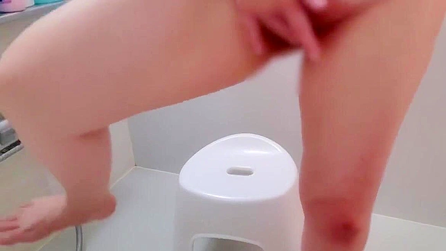 Catch Me If You Can - Japanese Woman's Sultry Self-Service in Private Masturbation Session