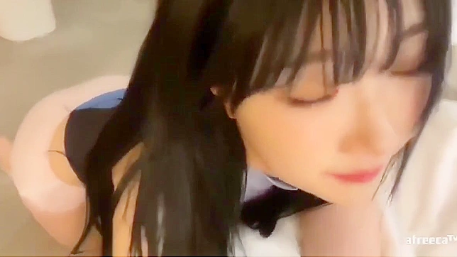 Watch luscious Japanese teen sluts masturbating for your pleasure! Enchanting 18+ chatroom fun