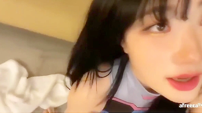 Watch luscious Japanese teen sluts masturbating for your pleasure! Enchanting 18+ chatroom fun