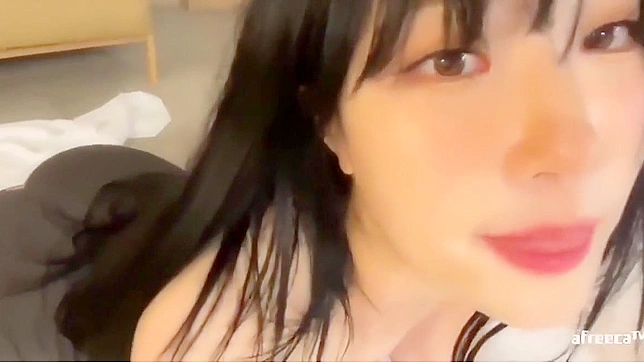 Watch luscious Japanese teen sluts masturbating for your pleasure! Enchanting 18+ chatroom fun