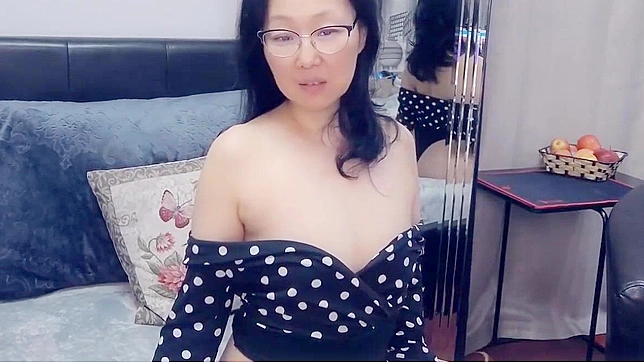 Sandrami, the Luscious Asian Enchantress ~ Exclusive Webcam Debut!