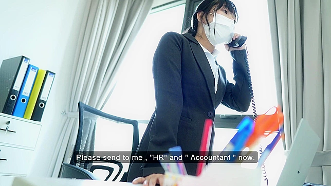 Filthy Japanese Office Bitch Giving Handjobs and Blowjobs to Whole Staff