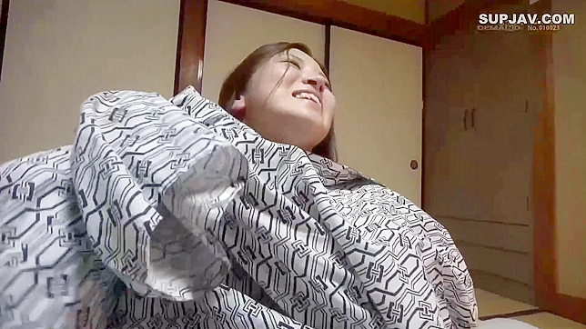 Sex-Craving Japanese Widow Takes Hardcore Pounding in Public Bathhouse