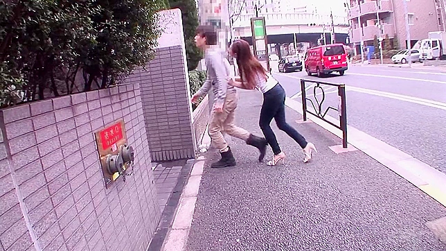 Sexy Minori Gets Wild Doggy Style Bang in Alley