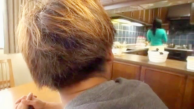 Curvy Japanese MILF Gets Amazingly Fucked in the Kitchen