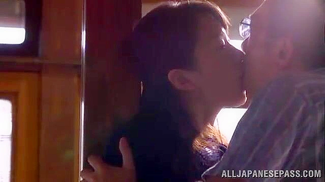 Lovely Japanese MILF Rides Cock & Gets Pussy Licked Sensually