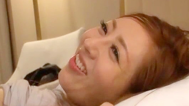 Sexy-Ass Japanese Babe Gets Fucked and Cums in Her Mouth