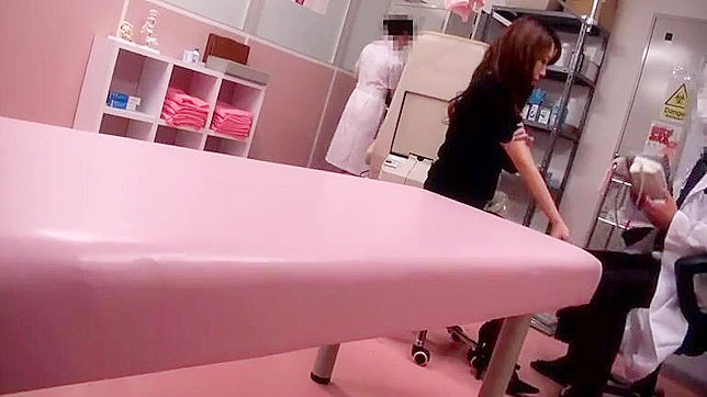 Sexy MILF Gets Fucked by Gynecologist and Creamed Pussy