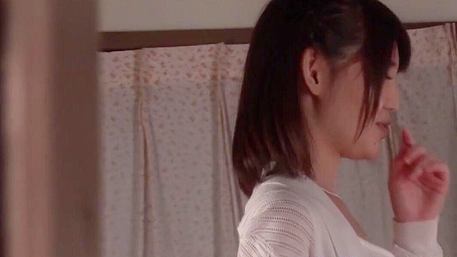 Hardcore Japanese oral job with rebellious amatuer, Yua Ariga.
