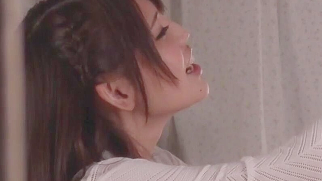 Hardcore Japanese oral job with rebellious amatuer, Yua Ariga.