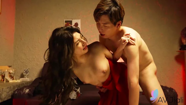 Long-Haired Chinese Beauty Ranako Enjoying Passionate Sex with Boyfriend