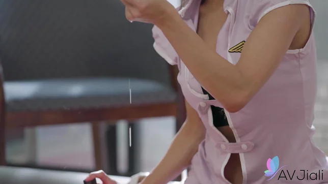 Masseuse Xiaoqi Gets Fucked by Her Boss in a Private Session