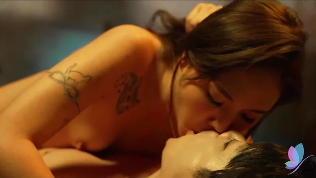 Bad Bad Chinese Girl 18+ Enjoys Hot Sexual Fun with Boyfriend