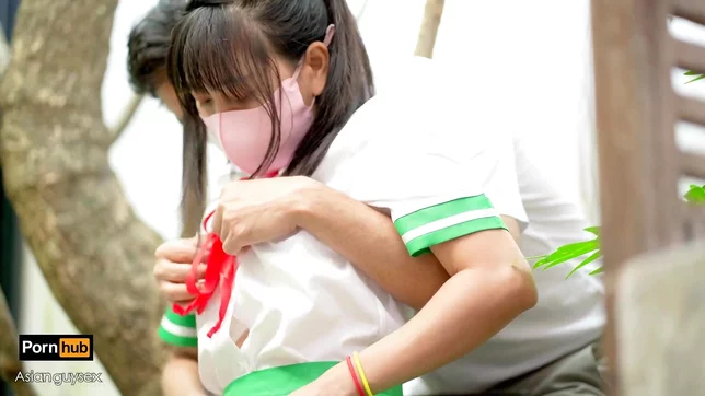 Suzume Bends Over and Takes a Thick Dick with Wild Enthusiasm