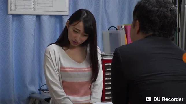 Kurea Hasumi's Steamy Home Encounter - Naughty Japan AV Fun
