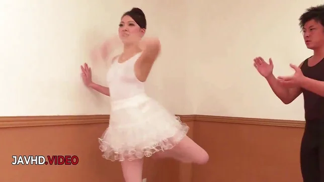 Seductive Asian Ballerina Dances into Steaming Creampie Climax