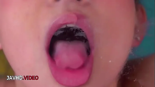 Naked Beauty Soaks Her Wet Pussy With Steamy Asian Dildo Fun