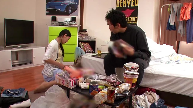 Horny Japanese milf gets her pussy banged hard by a sales agent