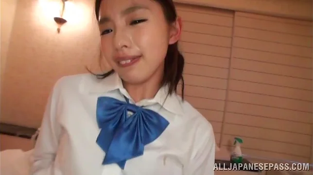 Nice teen babe shows her hairy pussy hole