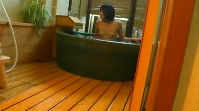 Nami Ishii Hot Japanese milf enjoys lots of cock