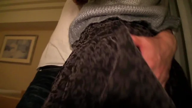 Incredibly fine Asian cutie gives pleasant head 2