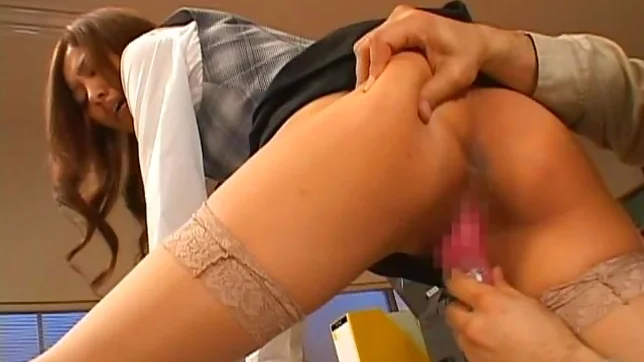 Sarasa Hara Beautiful Japanese secretary enjoys office sex