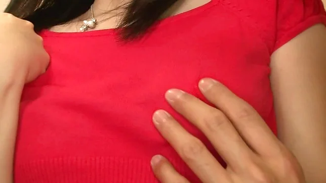 Pussy stimulation with Nozomi Aiuchi and cum in her mouth 2