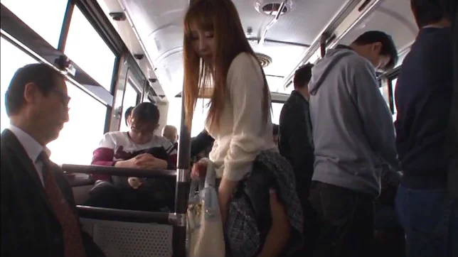 Sizzling hot teen Shunka Ayami fucked in public 2