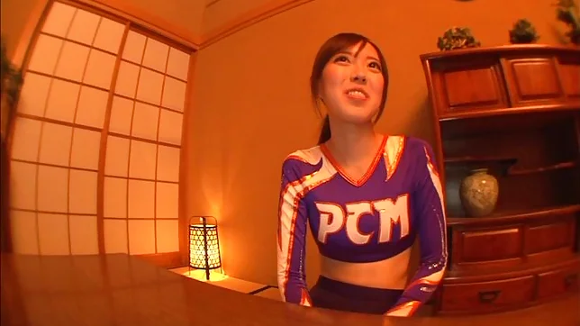 Shiori Yamate gives head before masturbating