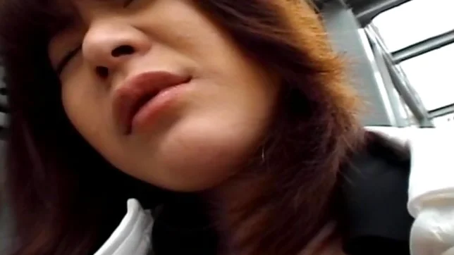 Saki Amamiya Naughty and hot Asian doll gives a blowjob outside 2