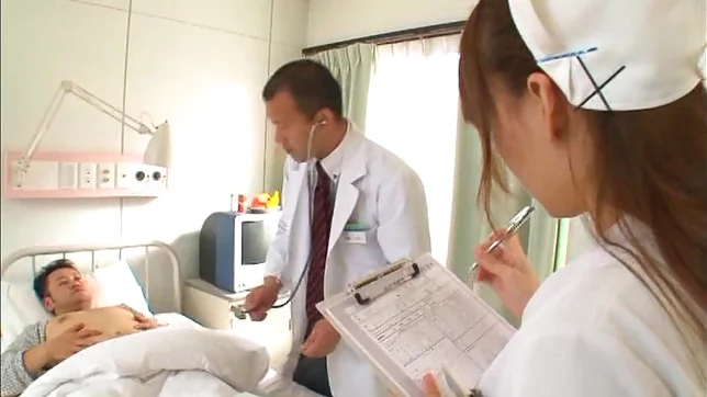 Amateur Claire Hasumi adores solo girl sex