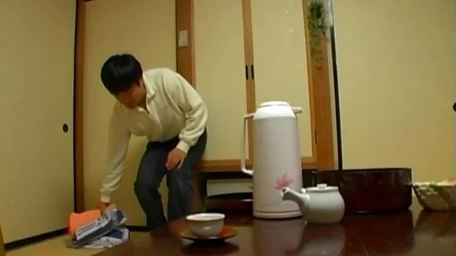 Nami Ishii Hot Japanese milf enjoys lots of cock 3