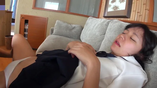 Masami Honda sexy Asian schoolgirl shows wet panty 3