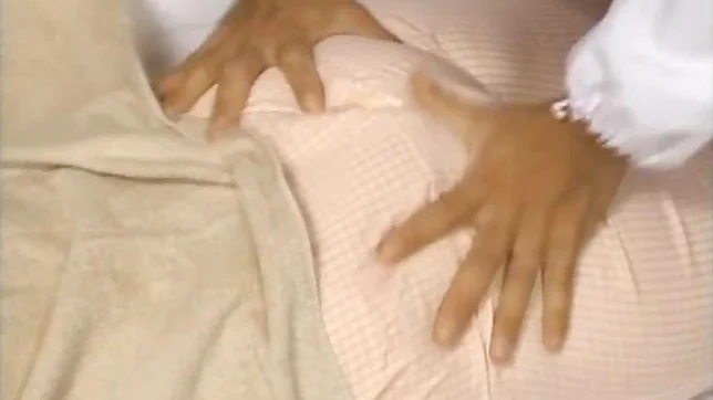 Hitomi Kurosaki Mature Asian lady is a babe 2