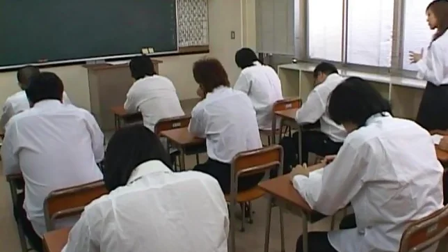 Moe Kimishima Japanese beauty gangbang school sex 5