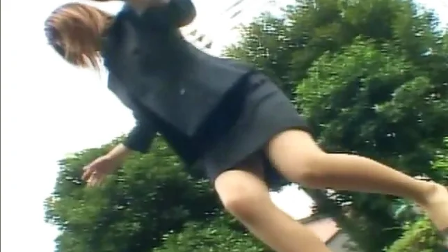 Gorgeous MILF Puts Lipstick On For A Hot Blowjob 2