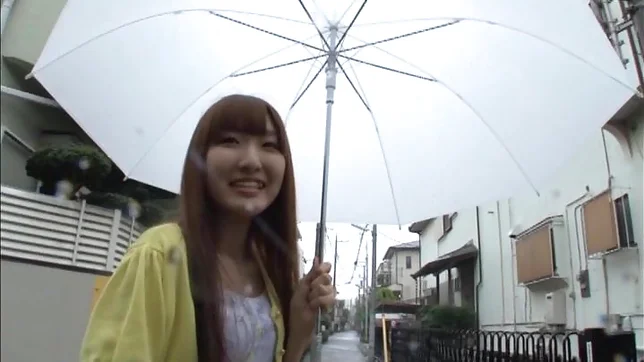 Delicious Japanese AV Model is an amateur that likes oral sex 4