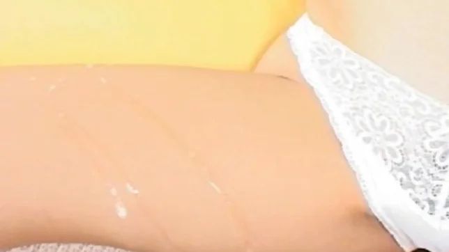 Juri Matsuzaka Japanese milf enjoys giving blowjobs