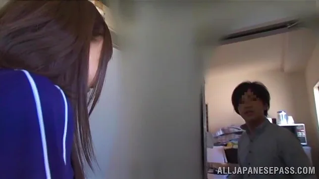 Sporty Japanese babe Miho Ninomiya likes acrobatic shagging 2