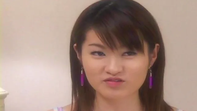 Teen In Lingerie Masturbates And Rubbed With Oil