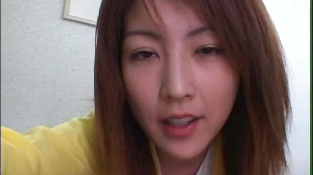 Kaede Matsushima gives guy steamy head 2