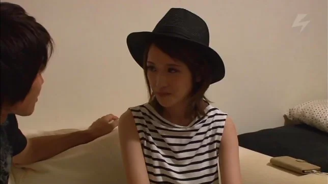 Sora Sgiina tight cunt stretched by a monstrous cock