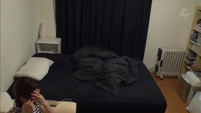 Sora Sgiina tight cunt stretched by a monstrous cock