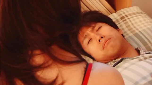 Kaori Otanashi Asian babe gets her hot pussy licked 4